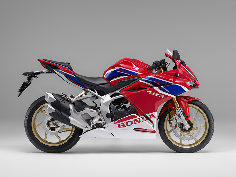 Honda 軽二輪スーパースポーツモデル Cbr250rr を出力向上 アシストスリッパークラッチ採用など熟成を図るとともにカラーリングを変更し発売