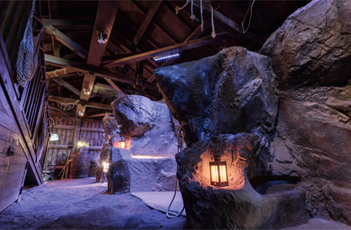 クリスタルハンター