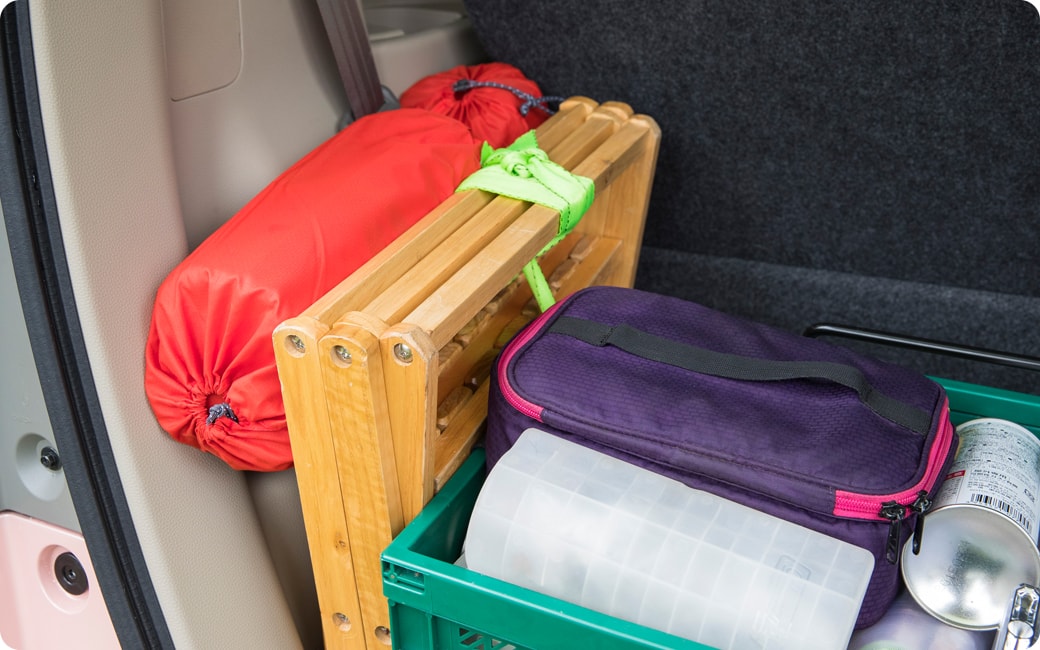 平らなアイテムの縦積みでスペースを有効利用