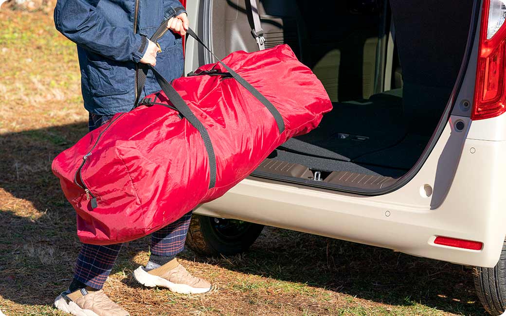 底床で重たいテントも積みやすい