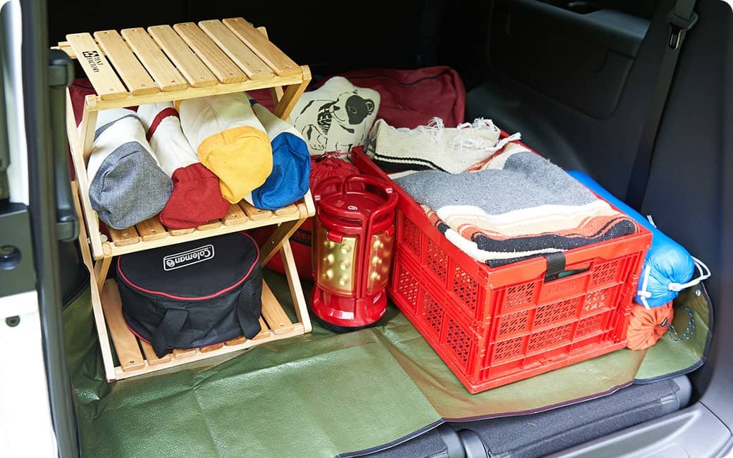 ラックを広げて載せて、荷室の高さを有効利用！