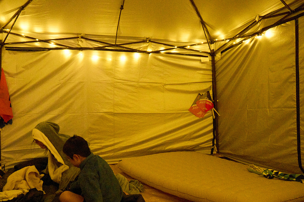 テントの中