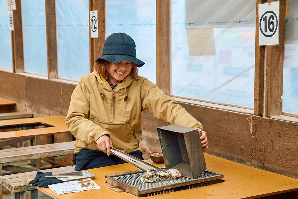 牡蠣小屋でのお食事