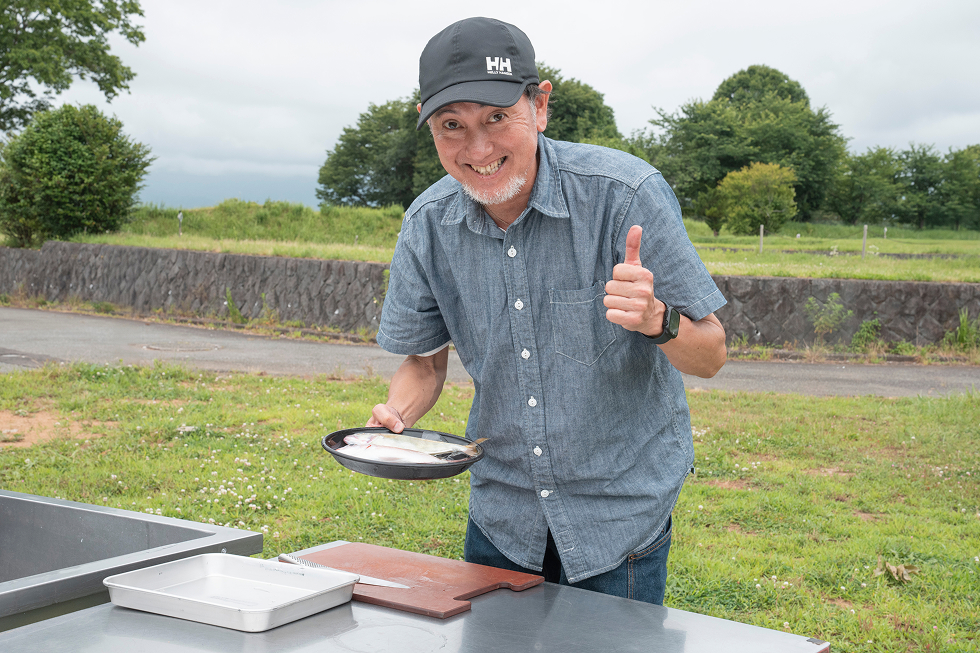 それでは、魚の下処理から調理にかかっていきましょう！