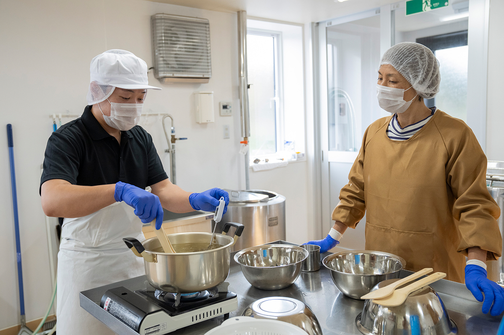 モッツァレラチーズ作り体験スタート