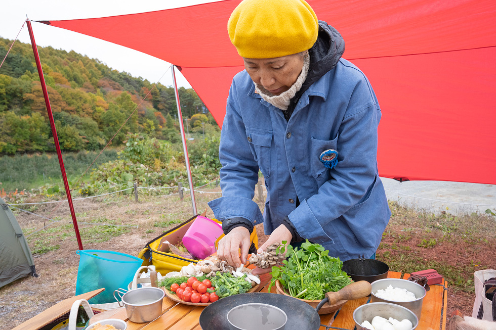 キャンプ場到着。キャンプご飯作りへ。