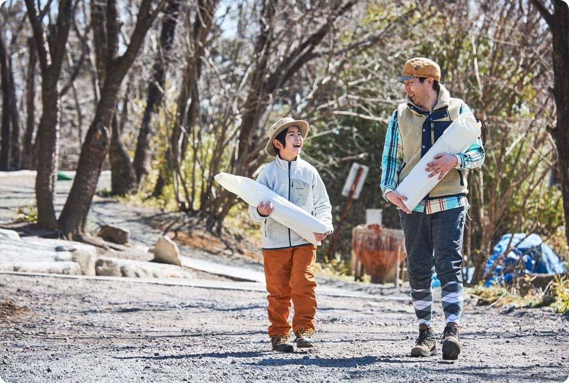 大人用は約2.2kg、子ども用は約1.8kg。とても軽量だから持ち運びは子どもでも楽々です