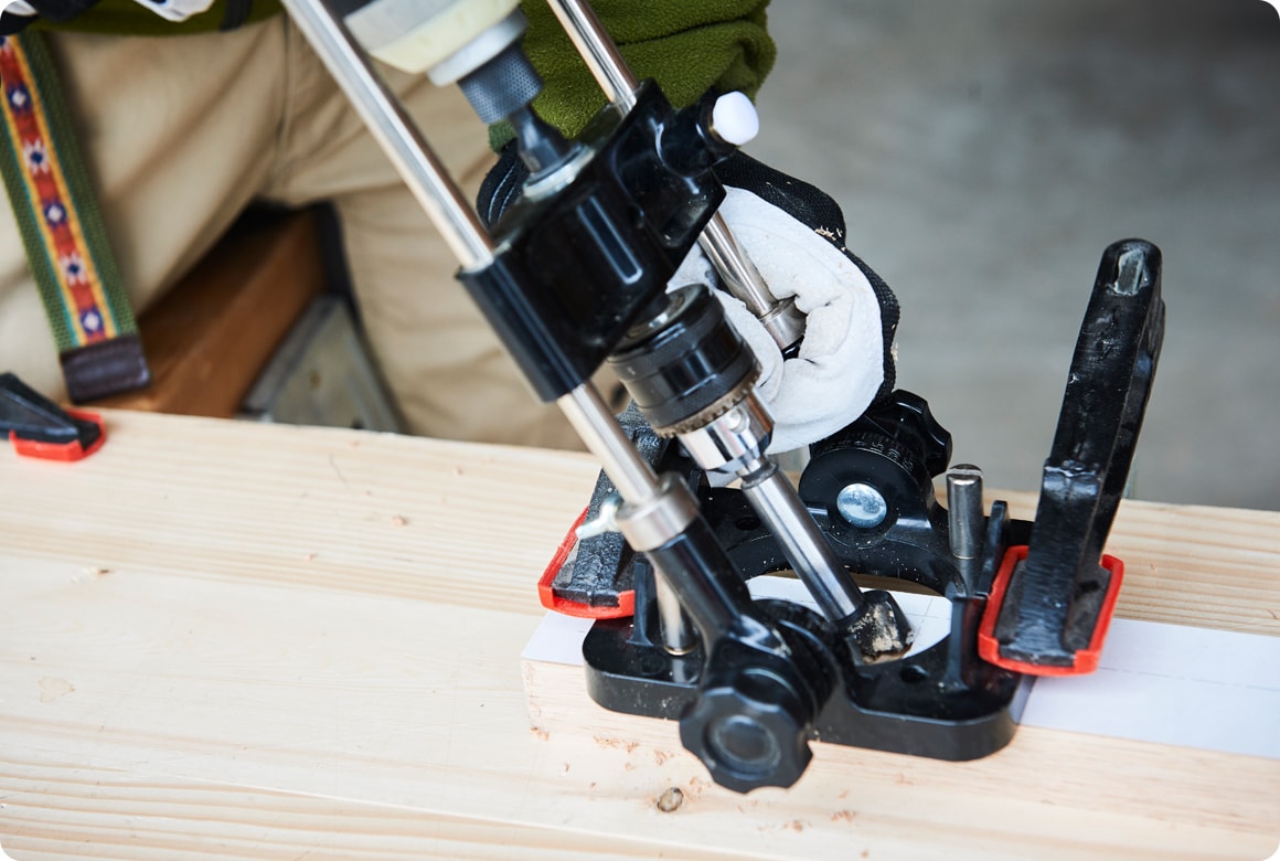 角材G、H、I、J、Kに穴を開ける