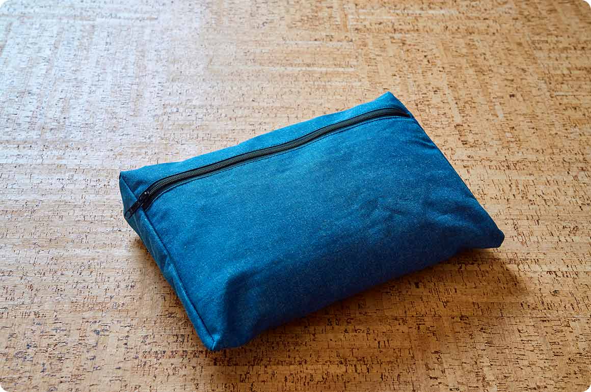 今回DIYした段差解消クッションは、ジッパーによる開閉式