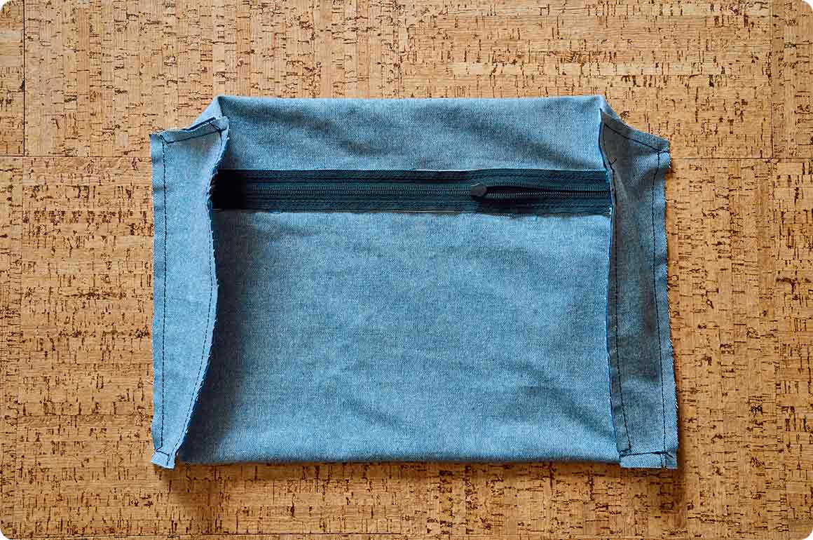 縫い付けの作業がすべて終了した状態