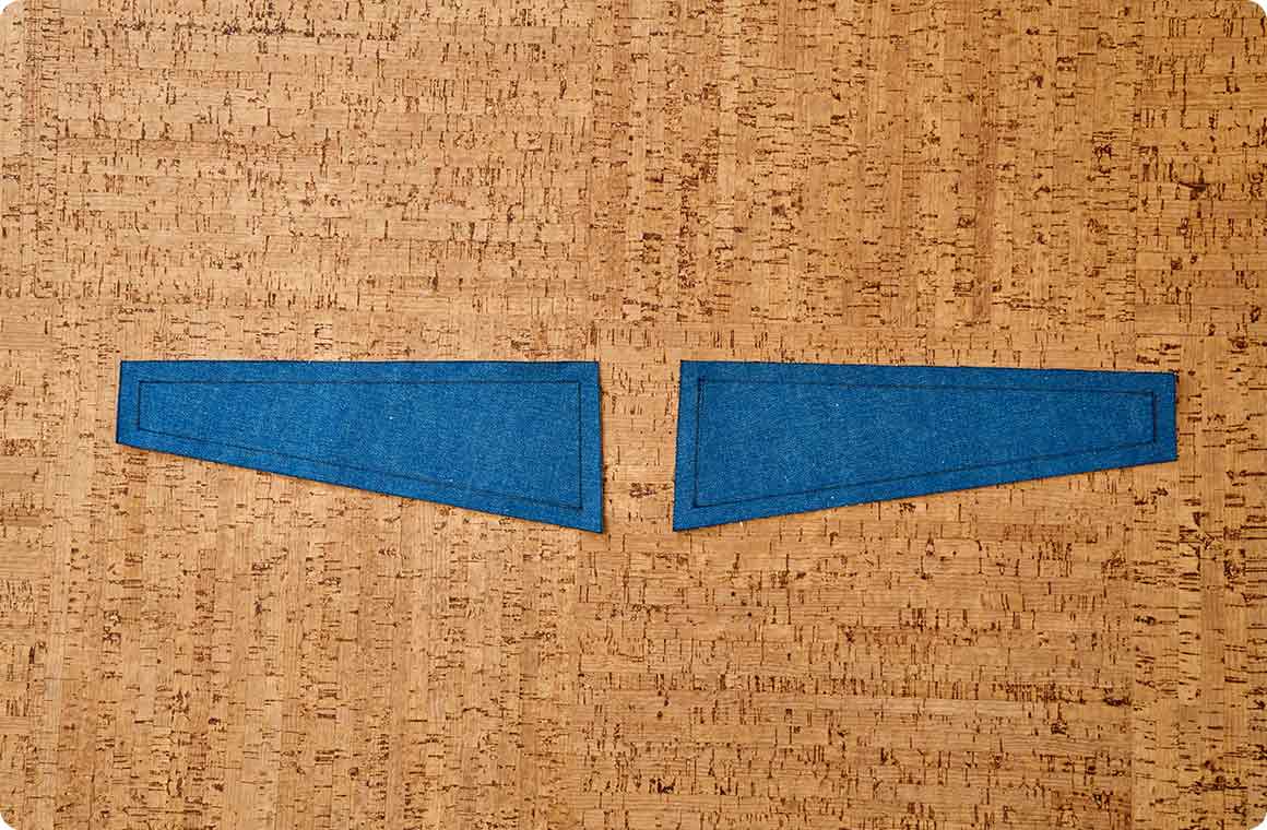 外側のラインに沿って、ハサミで生地をカット。