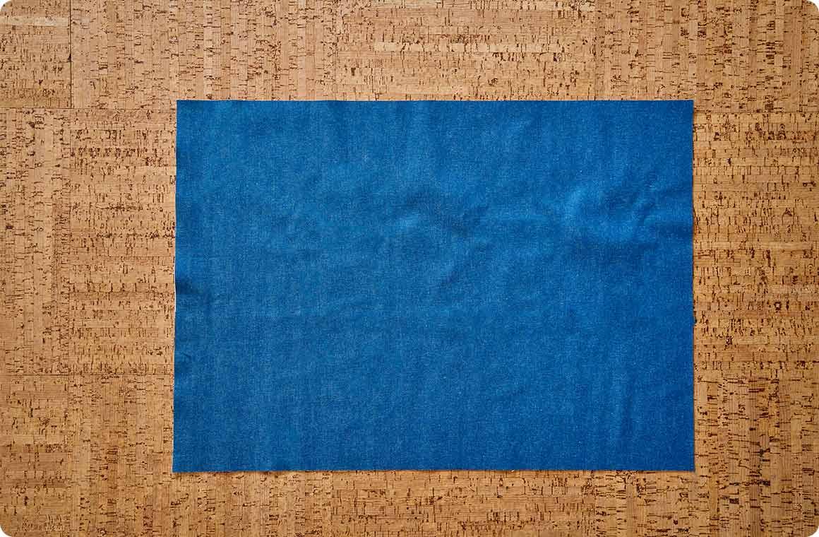 メイン生地もカットしたら、下準備は完了。