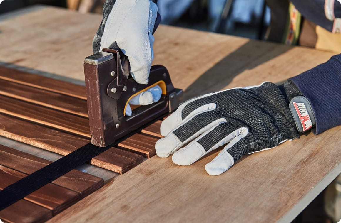 塗料が乾いたら、棚板作り