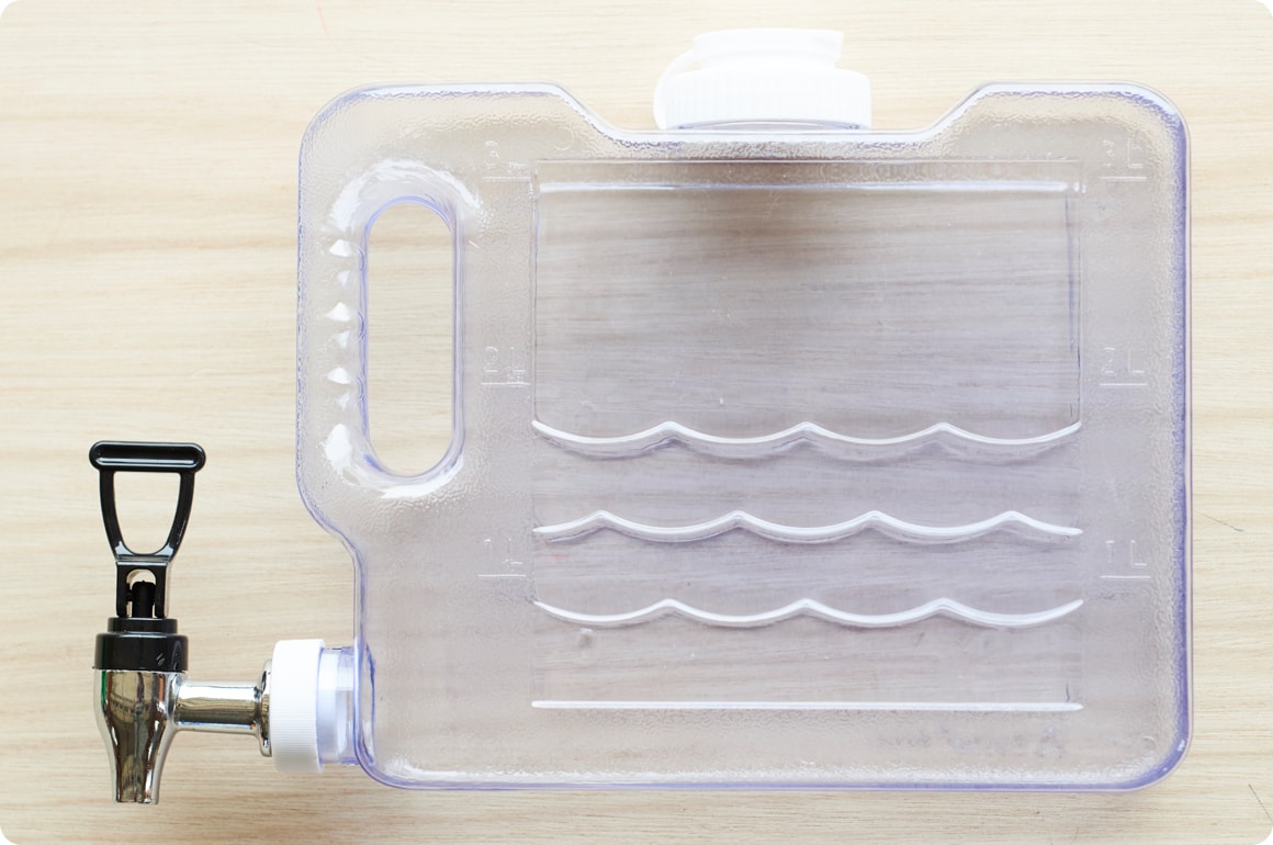 ベースとしたウォータージャグは3L容量のタイプ