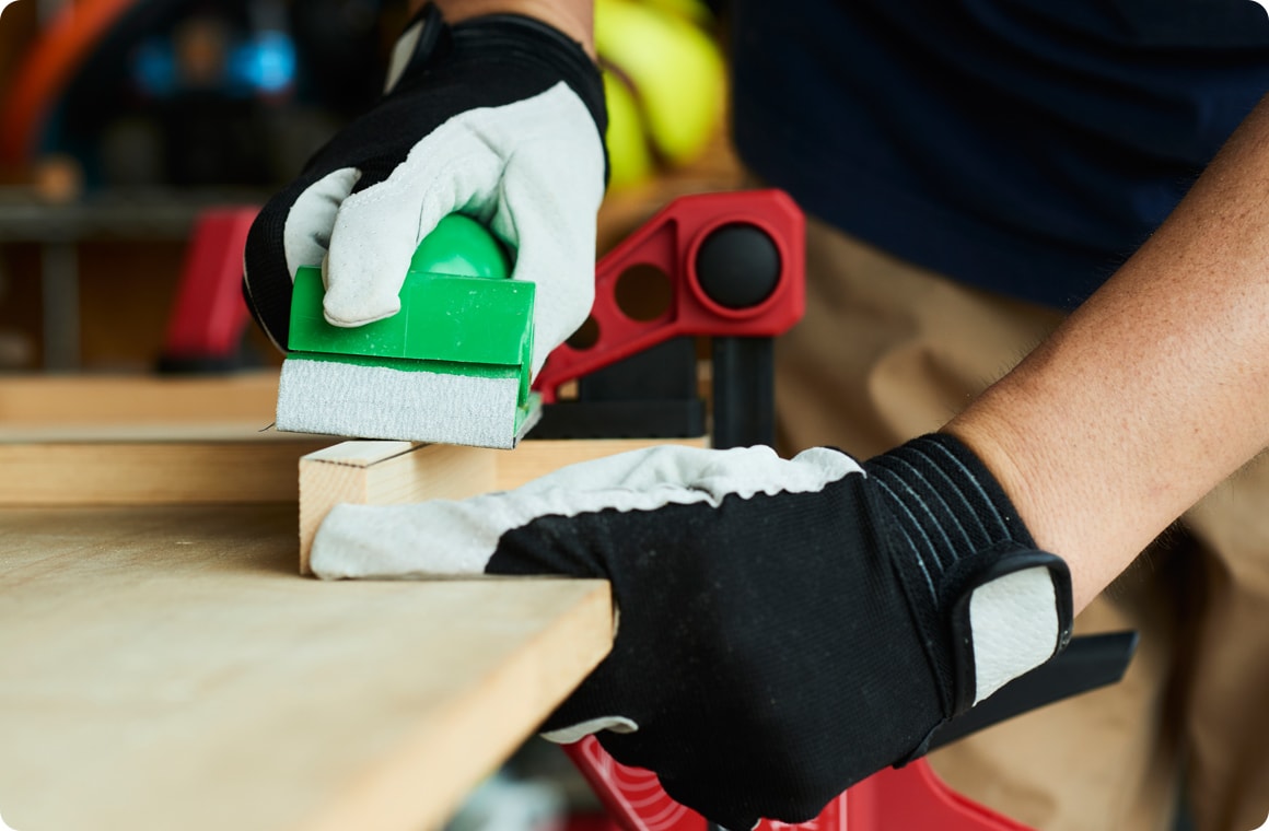 天板1、天板2のゲタ部分を加工