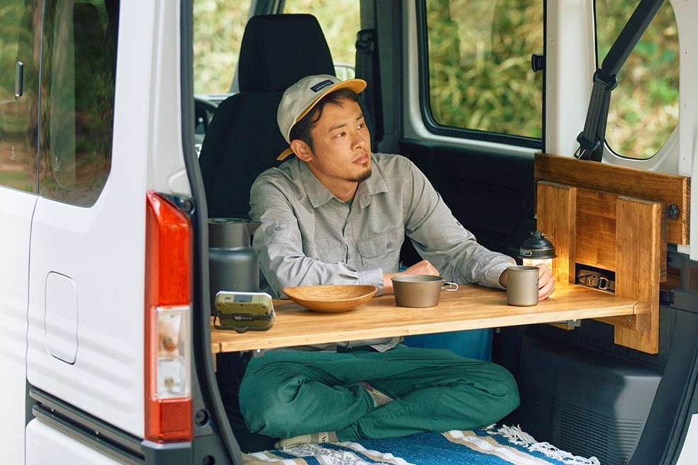 自作】N-VANの荷室をキャンプ仕様にアレンジ！便利な2WAYテーブル