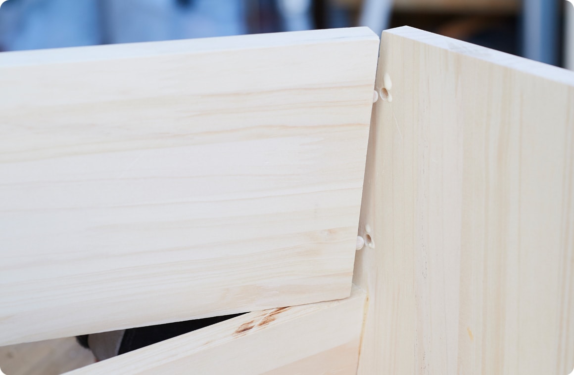 AとBを組み立てたのと同じように、C、D、Eも固定する