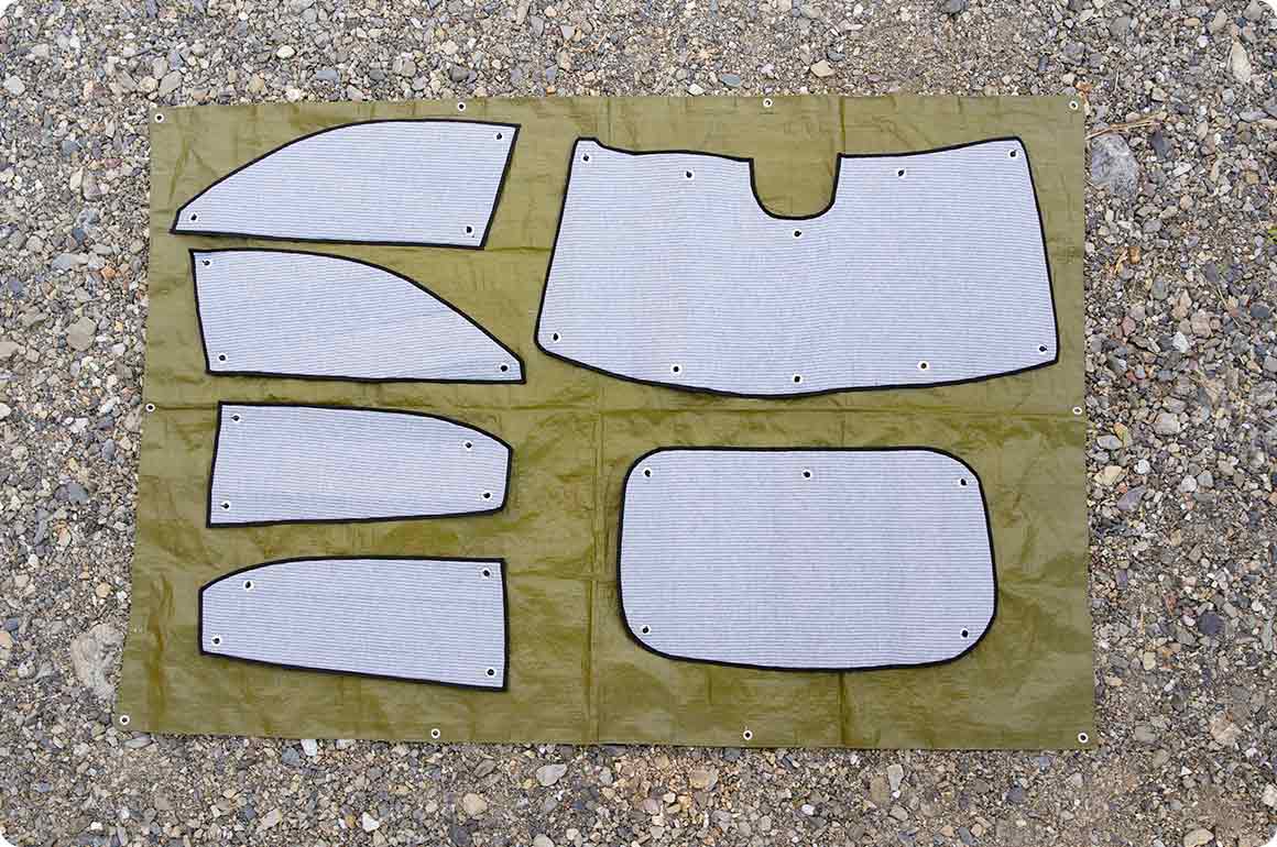 左側：上から　運転席窓用、助手席窓用、後部右窓用、後部左窓用 右側：上から　フロントウインドウ用、リアウインドウ用