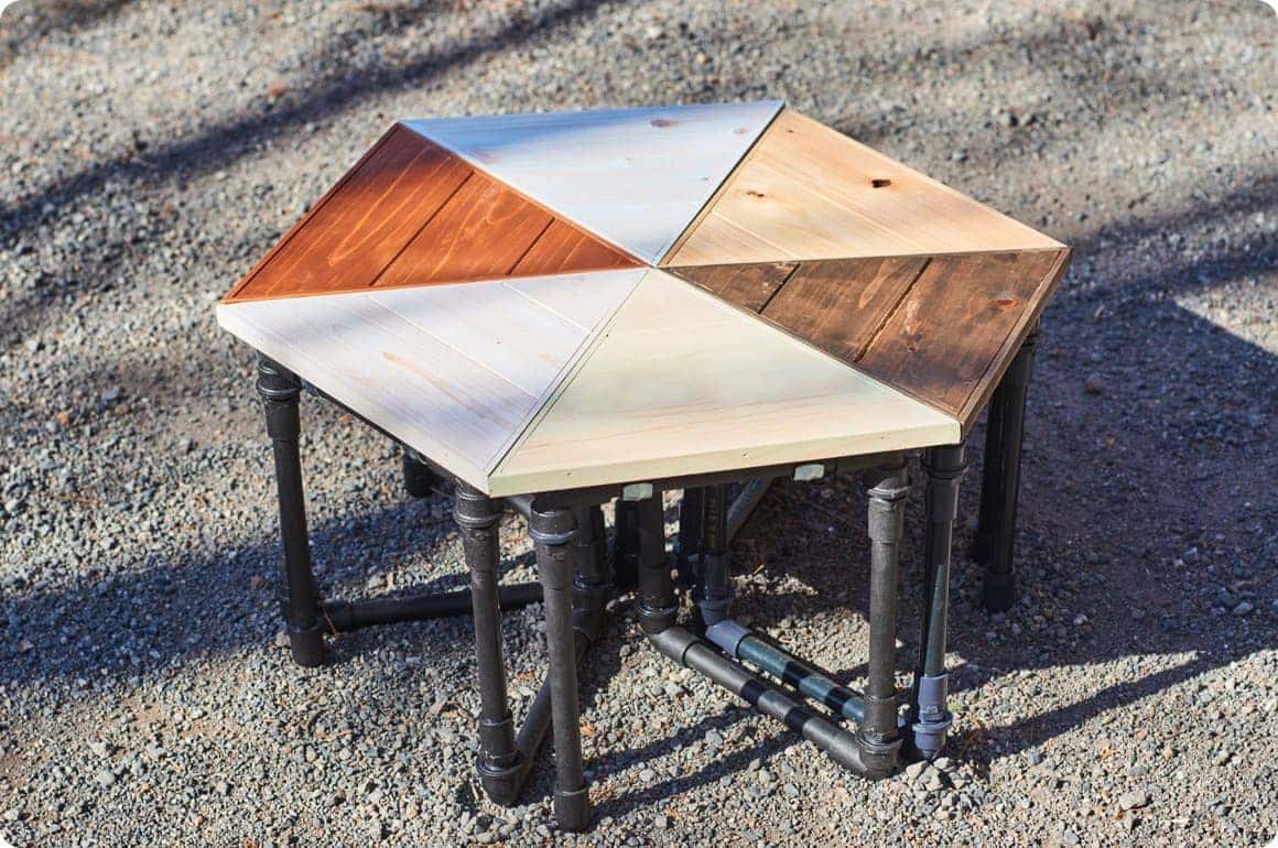 気軽に持ち運べるよう、両サイドに持ち手を付けました