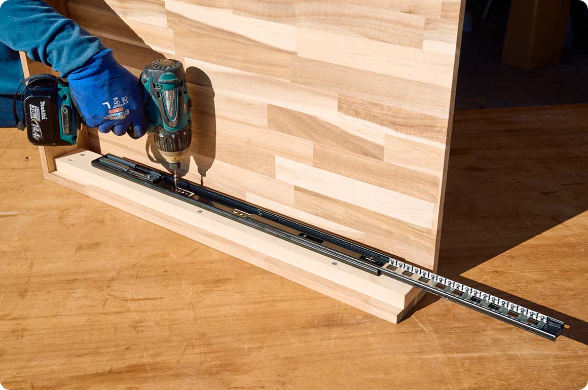 続いてスライドレール