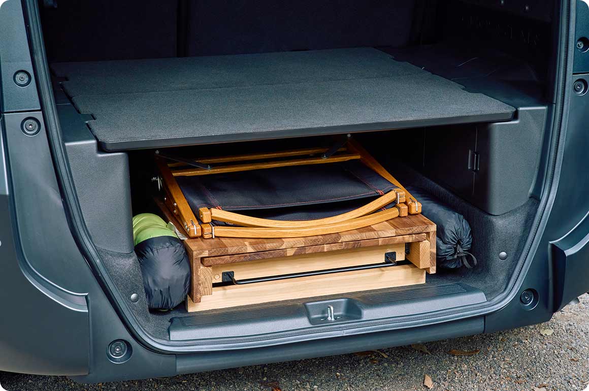 ズレによる車内のキズ付きを防止しましょう