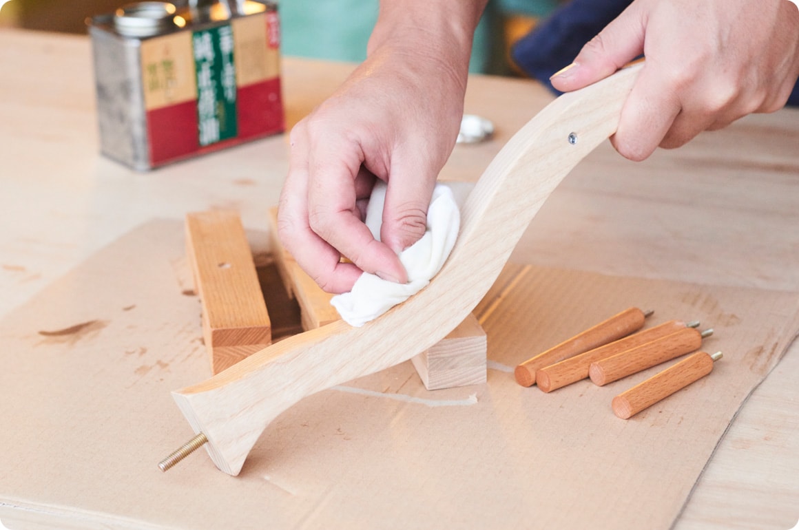 塗装を終えれば、DIYは完了です。さあ、組み立ててみましょう