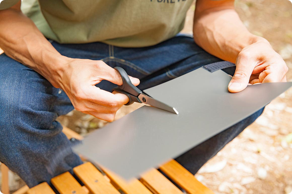 2枚の仕切り板を、その場でカスタマイズして使ってみましょう