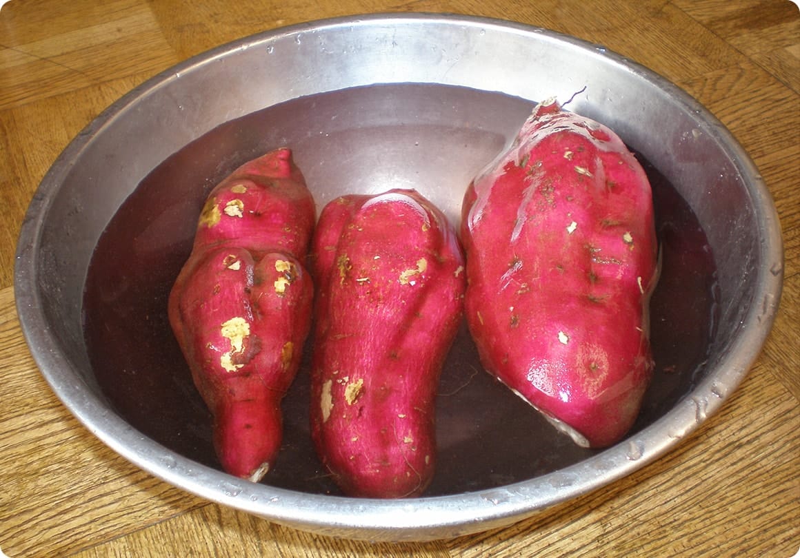 水に浸したいも