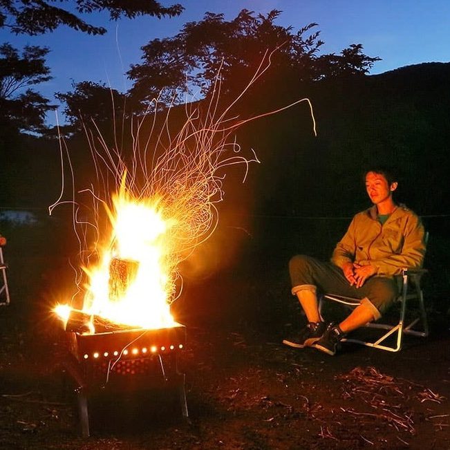 ロマンチックな夜の外遊び 誰でも簡単！楽しい焚き火入門〜火起こしのコツ〜