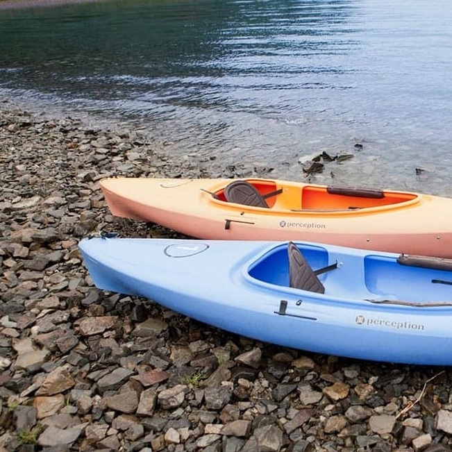 誰でも気軽に楽しめる！ はじめてのカヤックのポイント（服装・乗り方）