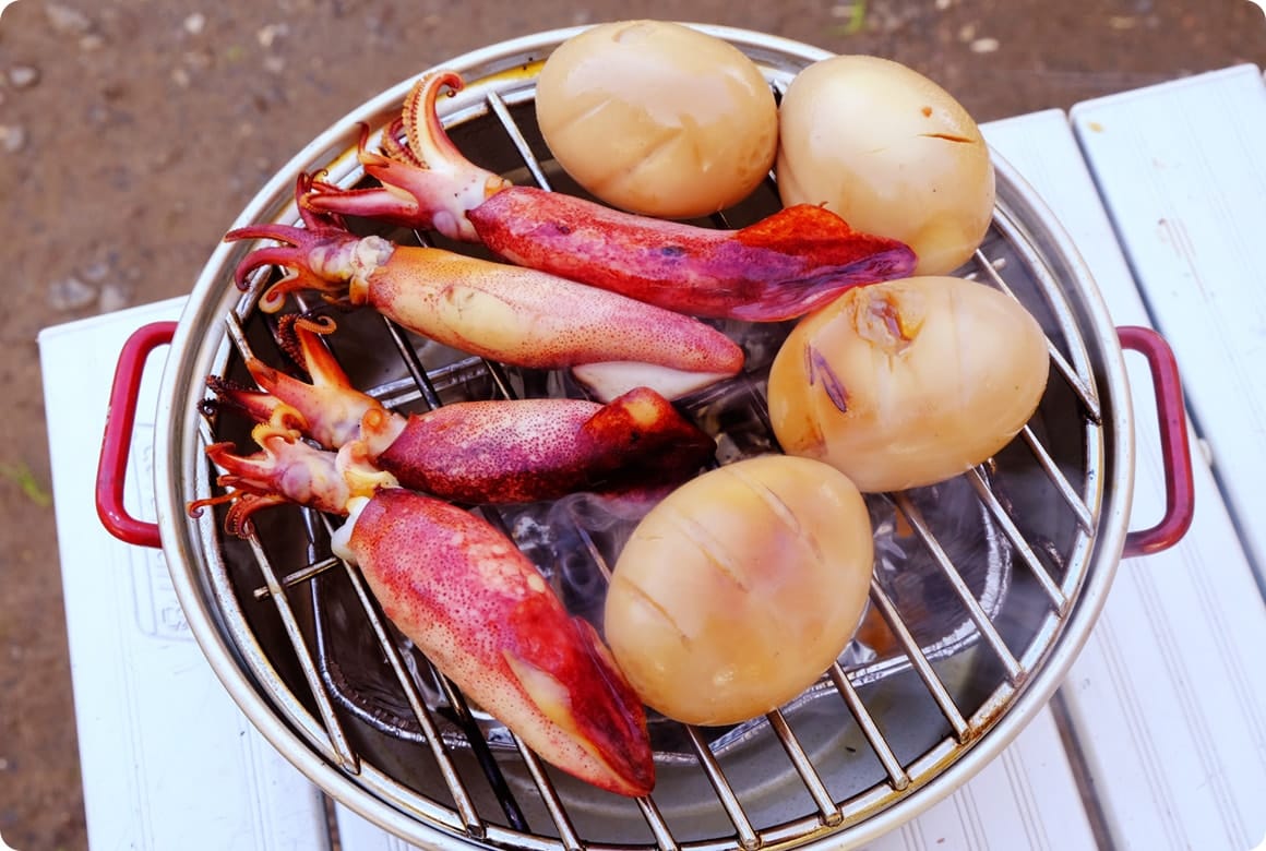 半熟卵や魚介類など