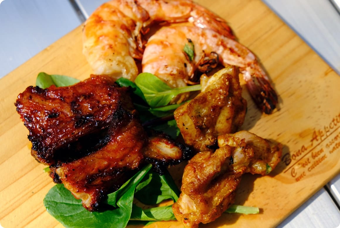 味が単調だと食べているうちに飽きてしまいますが、調味料を駆使して味に変化を加えることで、バーベキューがよりいっそう美味しく楽しくなります。