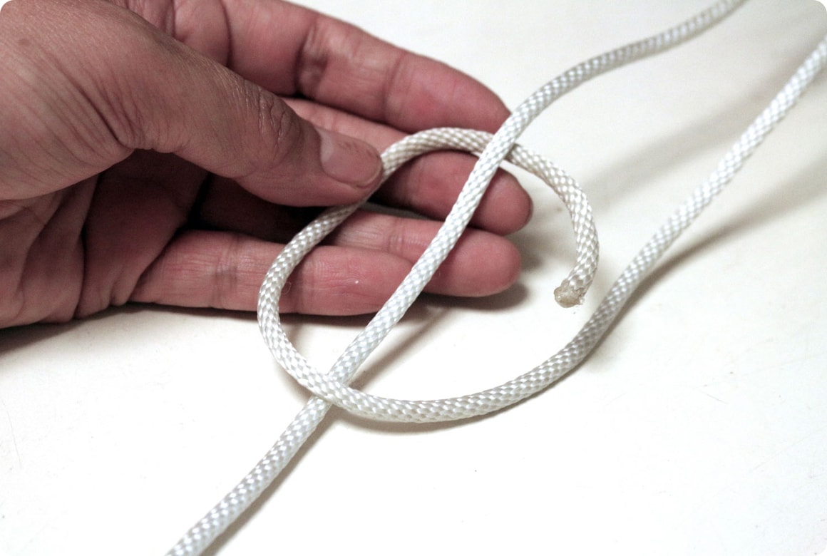 自在結びの結び方1