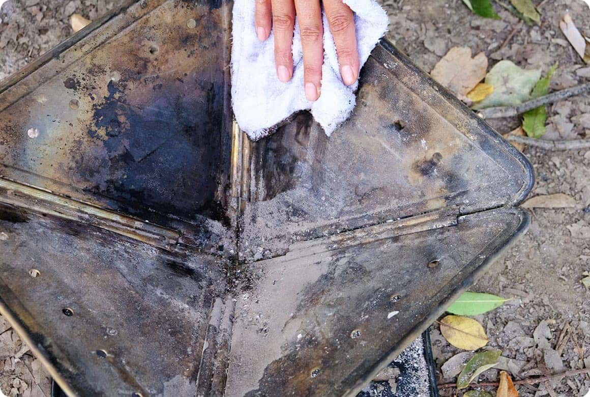 使用後の焚き火台はサッと水拭き