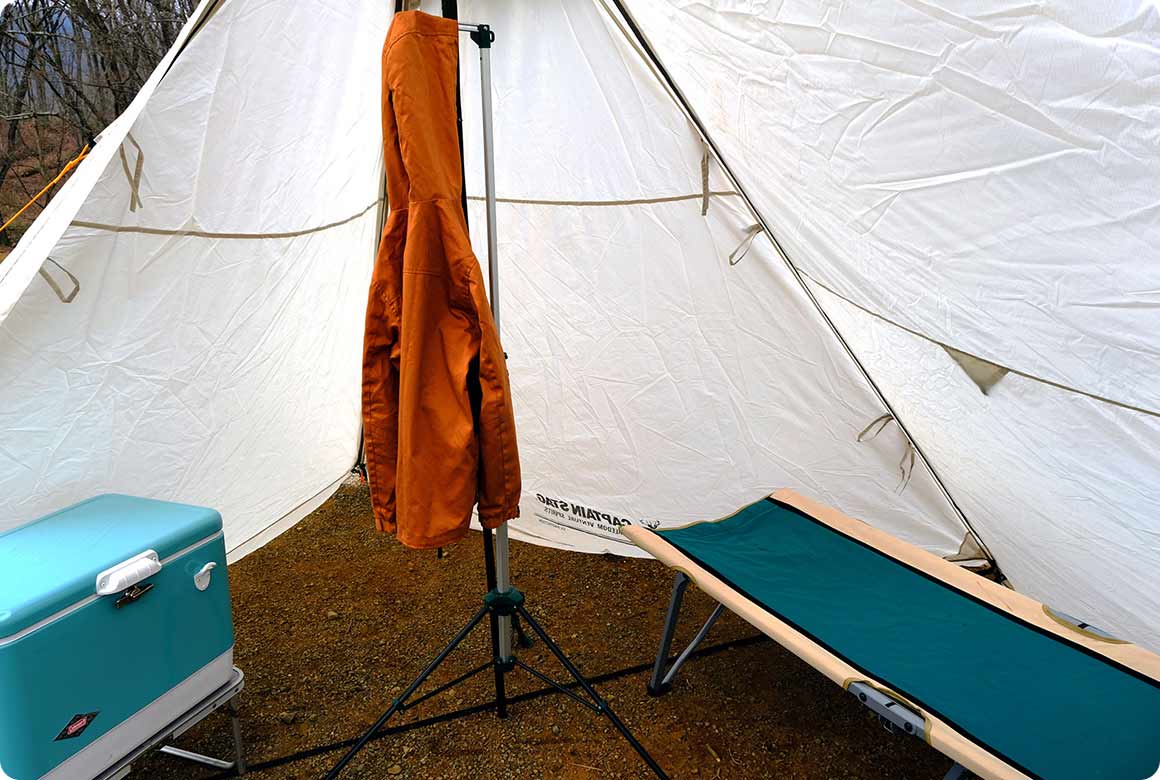 濡れたウエアは吊るしておく