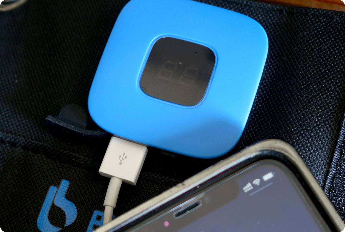 くもりの日など弱い光でも発電するソーラーパネル