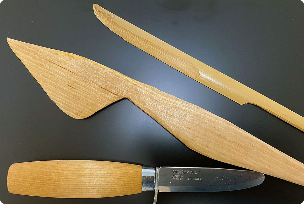 水分が豊富な生木や竹は削りやすく、木工ビギナーの大人、力の弱い子どもが扱いやすい素材です。