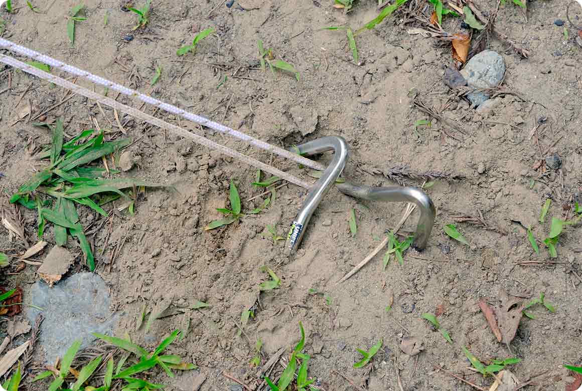 ペグが抜けやすいときの緊急措置