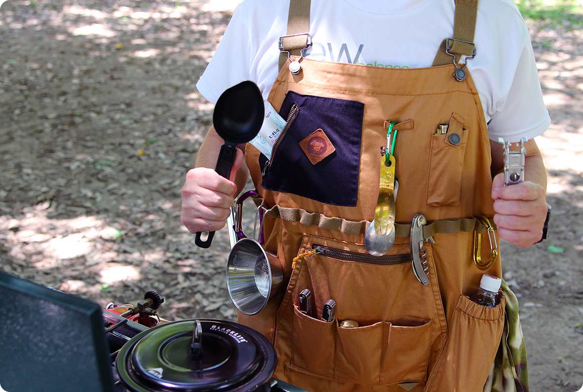 長め丈でライターやトングを引っかけるループ付き