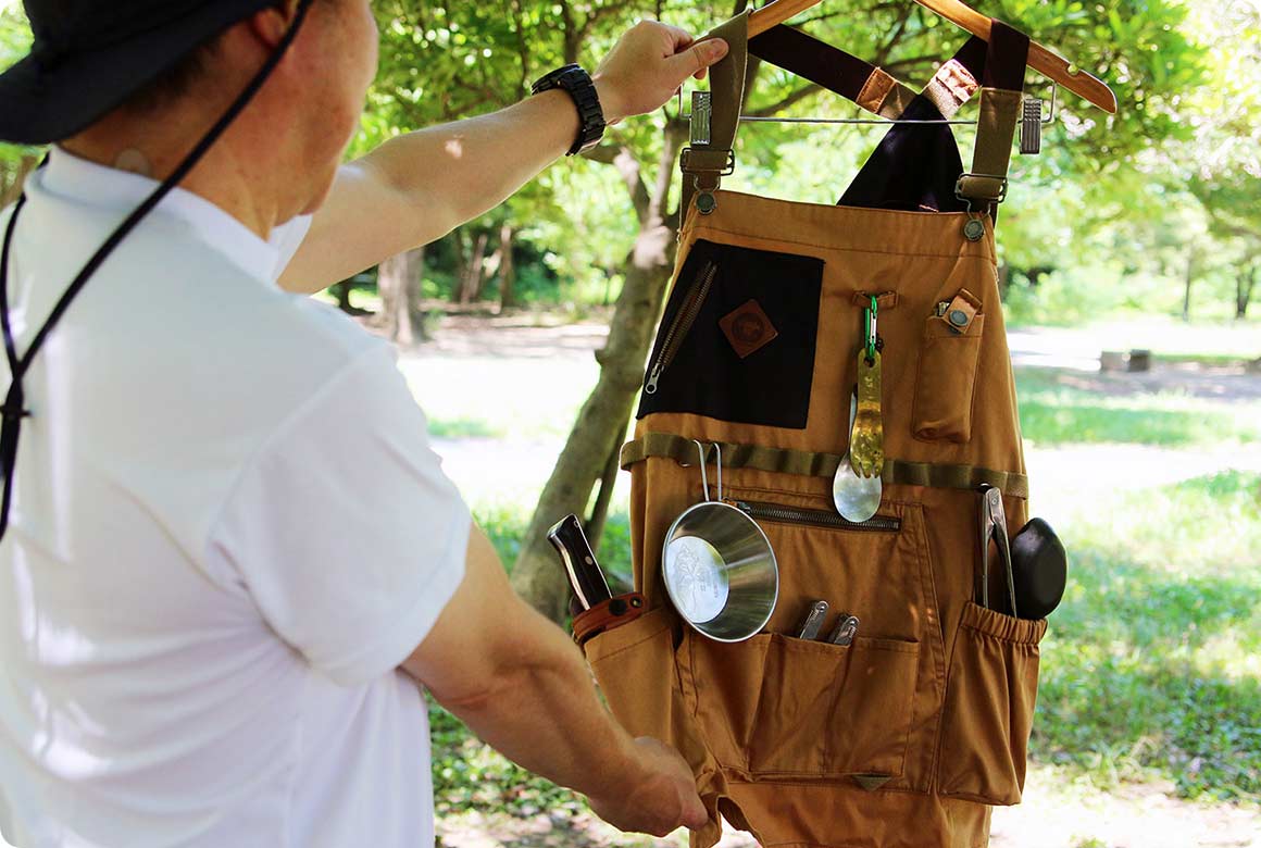 使わないときは小物ごとハンガーに