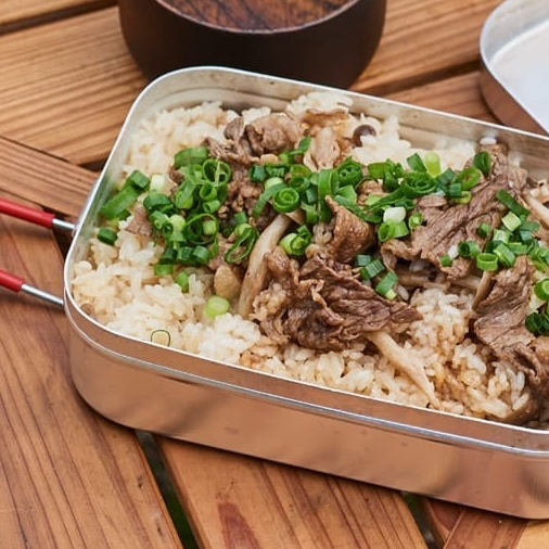 牛肉ときのこの和風炊き込みごはん