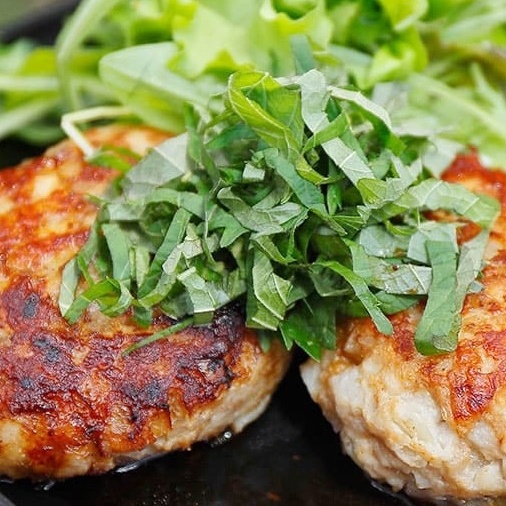 レンコンと大葉の鶏ハンバーグ