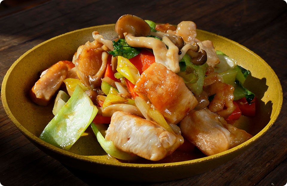 鶏と冬野菜のオイスター炒め