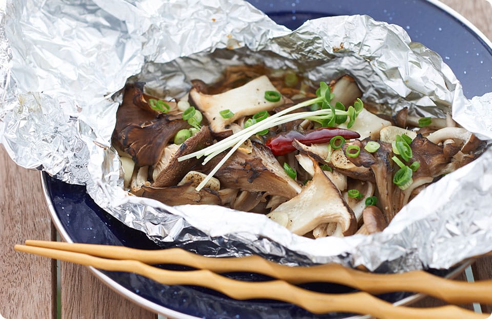 きのこのホイル焼きペペロンチーノ風