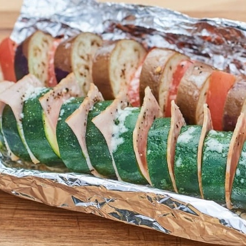 ズッキーニとベーコン・ナスとトマトの挟み焼き