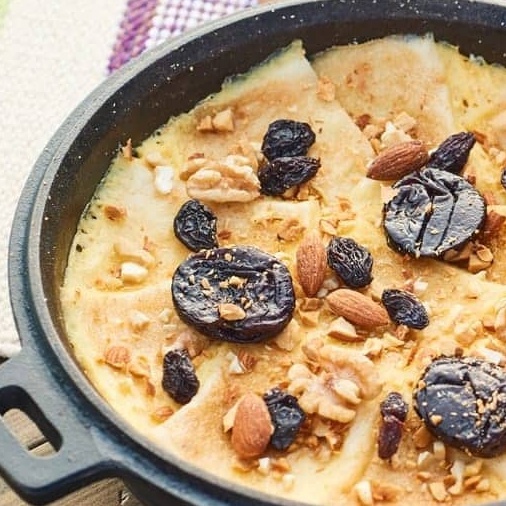 フルーツとナッツのパンプディング