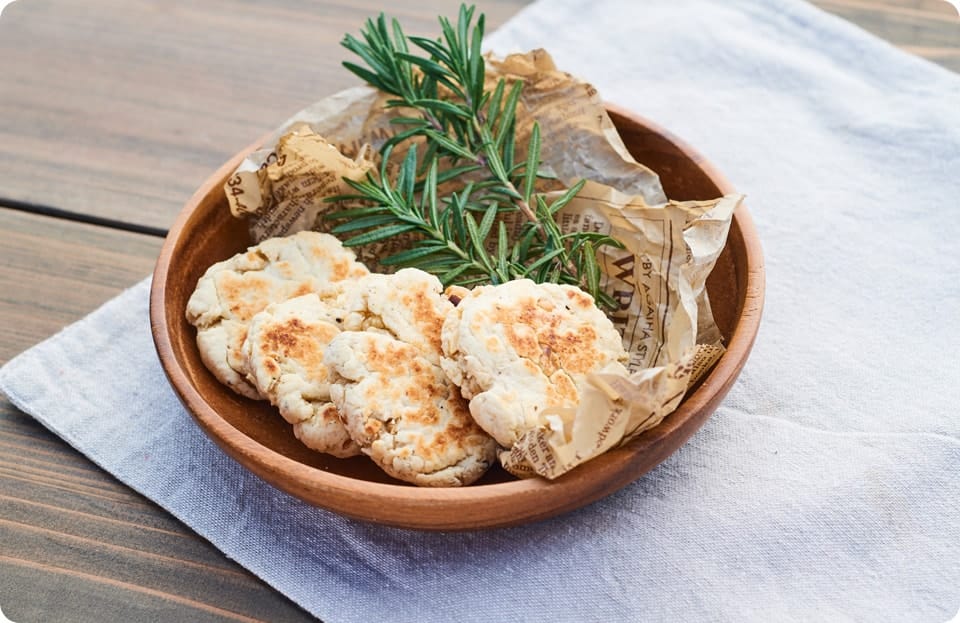 ブラックペッパーナッツクッキー