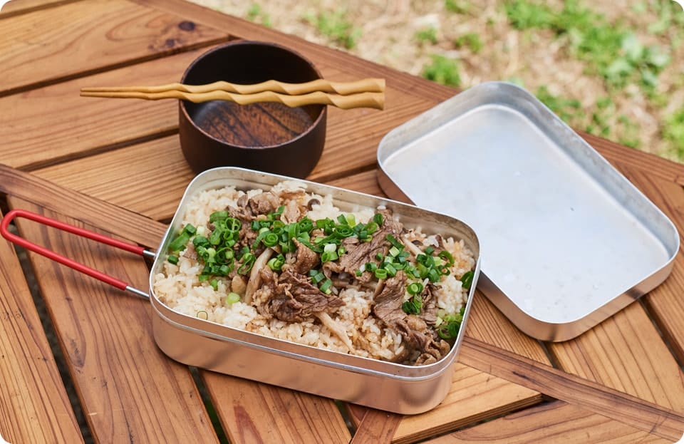 牛肉ときのこの和風炊き込みごはん