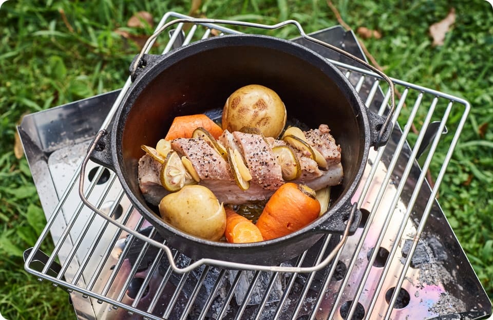 ダッチオーブンで作る柚子香るローストポーク