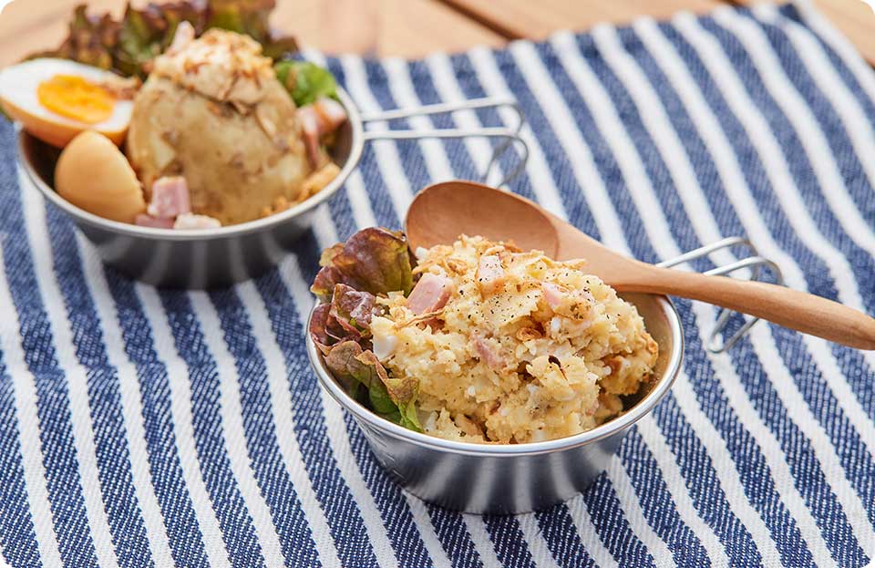 燻製たまごの丸ごとポテトサラダ